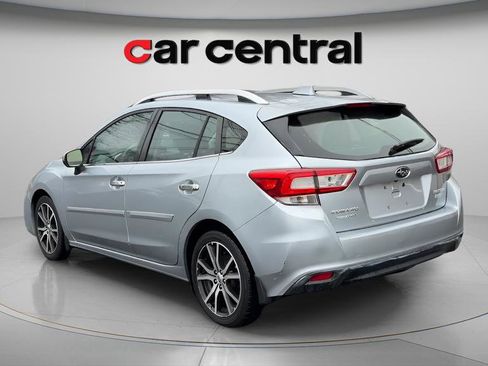 Used 2017 Subaru Impreza 2.0i Limited AWD/4WD image 3