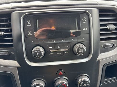 Used 2015 RAM 3500 Tradesman w/ Power & Remote Entry Group AWD/4WD image 15