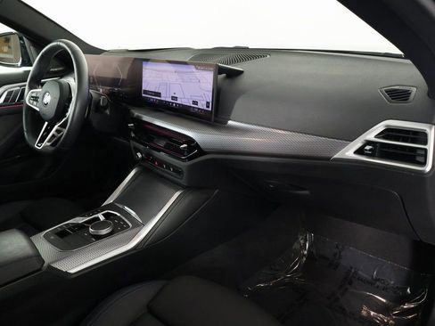 Used 2025 BMW 430i xDrive w/ M Sport Package image 9