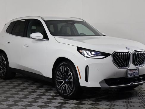 Certified 2026 BMW X3 xDrive30i AWD/4WD image 3