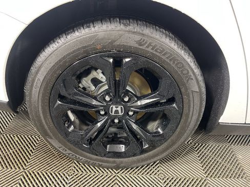 Used 2025 Honda Accord SE image 16