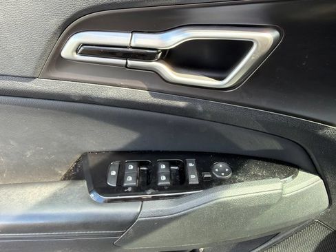 Used 2023 Kia Sportage EX AWD/4WD image 23