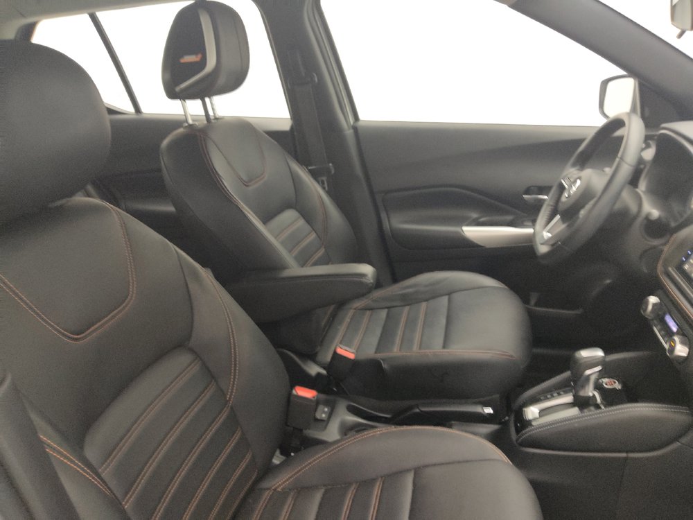 Used 2019 Nissan Kicks SR w/ SR Premium Package FWD image 21