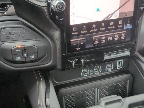 New 2026 RAM 3500 Limited AWD/4WD image 24
