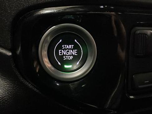 Used 2022 Chevrolet Silverado 1500 LT Trail Boss w/ LT Trail Boss Premium Package AWD/4WD image 21