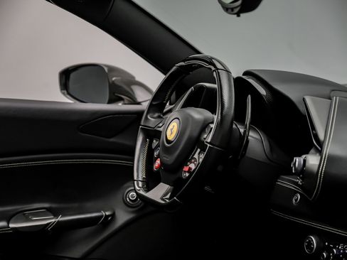 Used 2018 Ferrari 488 Spider RWD image 66