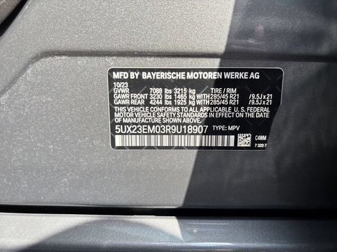 Certified 2024 BMW X7 xDrive40i w/ M Sport Package AWD/4WD image 23