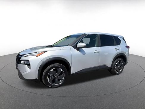 Used 2025 Nissan Rogue SV AWD/4WD image 7
