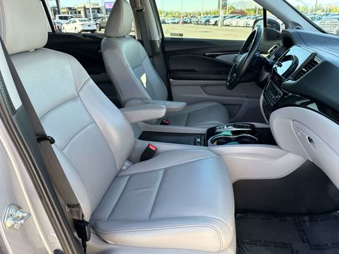 Used 2021 Honda Pilot Touring image 20