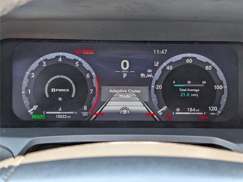 Used 2025 Toyota Tacoma Limited AWD/4WD image 33
