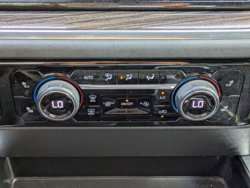 Used 2023 Chevrolet Silverado 1500 LT Trail Boss w/ Convenience Package II image 26