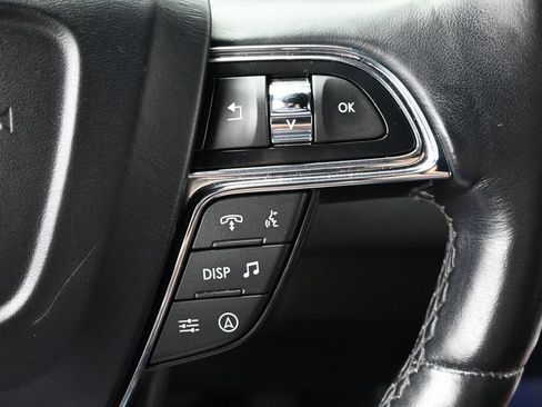 Used 2024 Lincoln Navigator Premiere AWD/4WD image 28