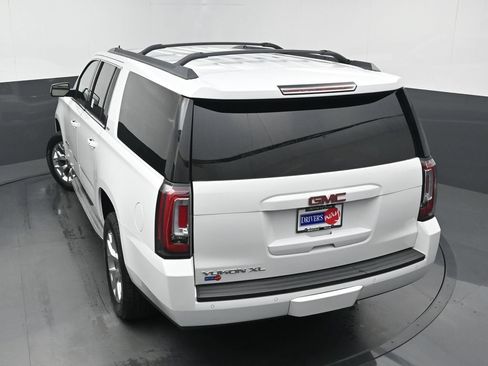 Used 2015 GMC Yukon XL SLT w/ Open Road Package RWD image 35