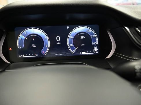 Used 2023 Jeep Grand Cherokee Laredo w/ Luxury Tech Group I image 31