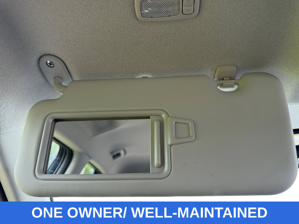 Used 2023 Hyundai Venue Limited FWD image 20
