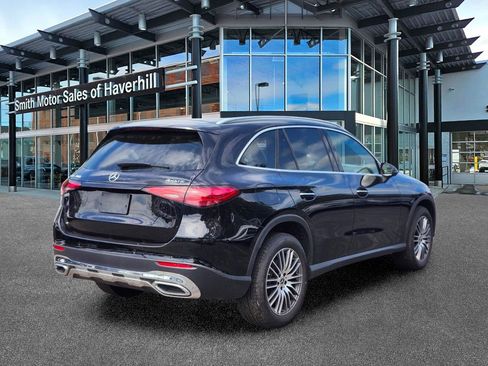 Certified 2025 Mercedes-Benz GLC 300 4MATIC image 5