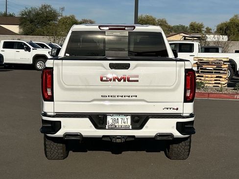 Used 2024 GMC Sierra 1500 AT4 w/ AT4 Preferred Package image 7