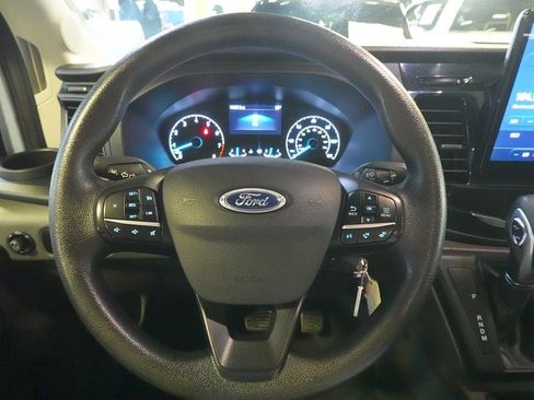 Used 2023 Ford Transit 350 XLT image 7