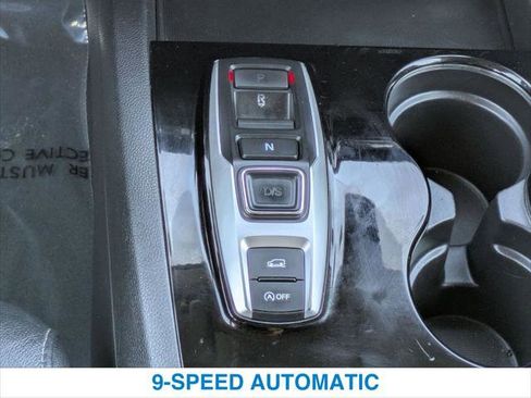 Used 2017 Honda Pilot Touring image 19