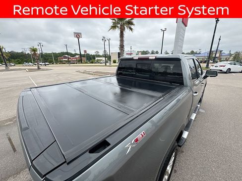 Used 2019 GMC Sierra 1500 SLT w/ SLT Premium Plus Package AWD/4WD image 24