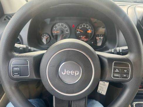 Used 2015 Jeep Compass Sport w/ Power Value Group image 24