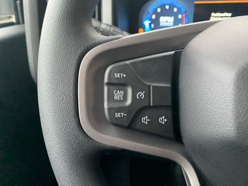 New 2025 Ford Bronco Base image 17