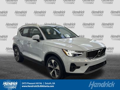 Used 2025 Volvo XC40 B5 Plus