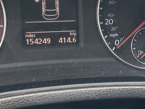 Used 2012 Volkswagen Passat 2.5 SE FWD image 14