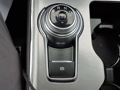 Used 2024 Ford Edge Titanium AWD/4WD image 19