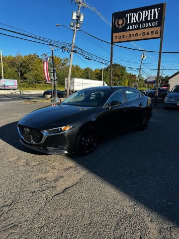 Used 2024 MAZDA MAZDA3 s FWD image 1