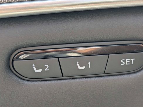 Used 2023 INFINITI QX50 Luxe FWD image 25