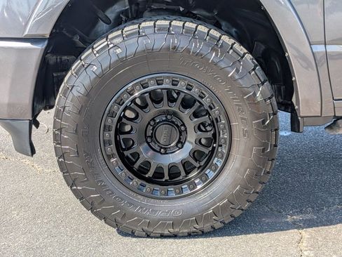 Used 2020 RAM 1500 Laramie AWD/4WD image 21