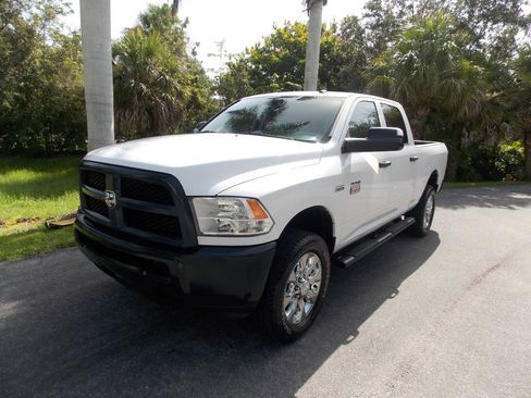 Used 2017 RAM 2500 Tradesman w/ Popular Equipment Group AWD/4WD image 3
