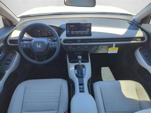 New 2027 Honda HR-V LX image 13
