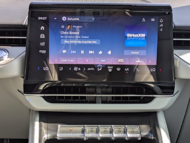 New 2026 Lincoln Nautilus Premier w/ Jet Appearance Package AWD/4WD image 18