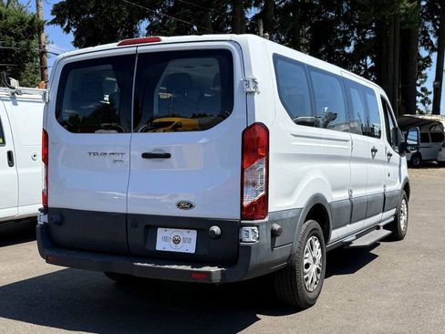 Used 2017 Ford Transit 350 XLT RWD image 6