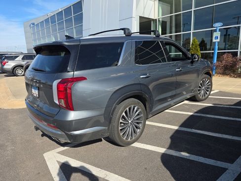 Used 2024 Hyundai Palisade Calligraphy image 7