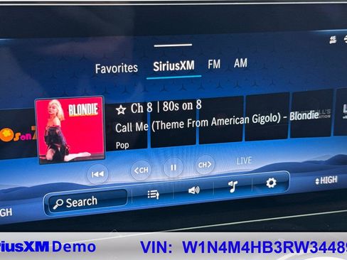 Certified 2024 Mercedes-Benz GLB 250 4MATIC image 33