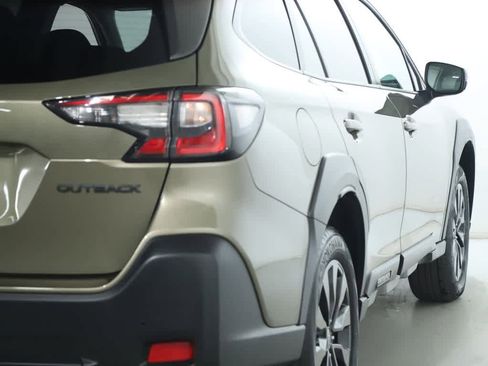 Certified 2023 Subaru Outback Onyx Edition image 45