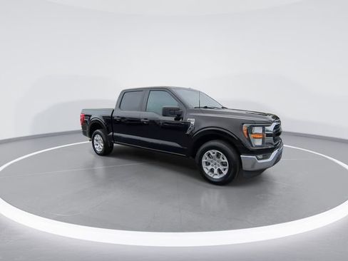 Used 2023 Ford F150 XLT RWD image 2