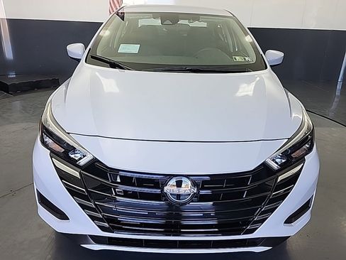 New 2025 Nissan Versa SV w/ Trunk Package image 2