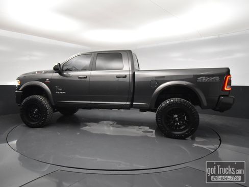 Used 2020 RAM 2500 Big Horn w/ Level 2 Equipment Group AWD/4WD image 3