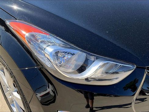Used 2013 Hyundai Elantra Sedan FWD image 29