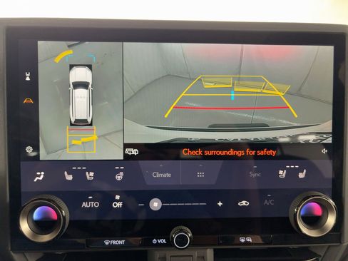 Used 2025 Lexus GX 550 image 26