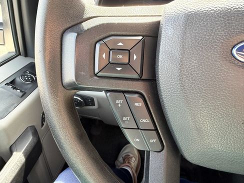 Used 2020 Ford F250 XL w/ STX Appearance Package RWD image 18