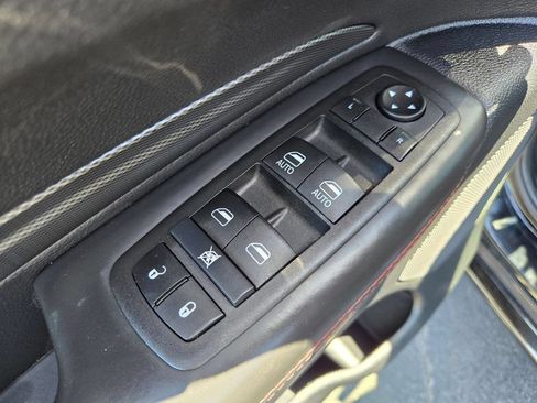 Used 2024 Dodge Durango GT RWD image 18
