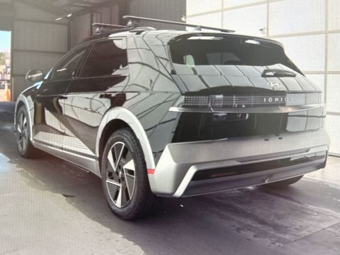 Used 2026 Hyundai Ioniq 5 Limited image 3