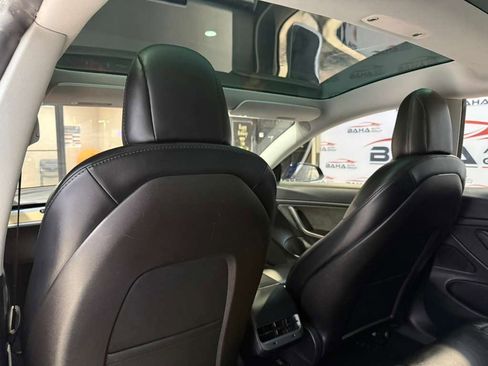 Used 2020 Tesla Model 3 Long Range image 93