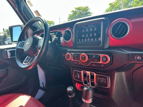 Used 2021 Jeep Wrangler Unlimited Rubicon AWD/4WD image 27