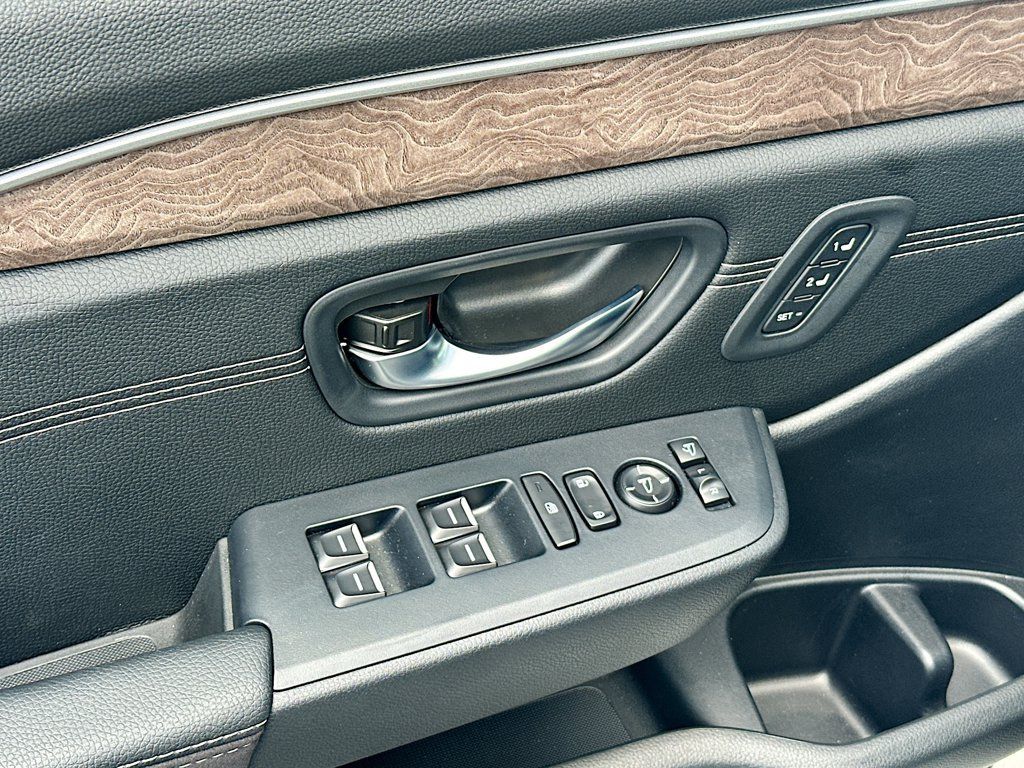 Used 2026 Honda Pilot Elite image 21
